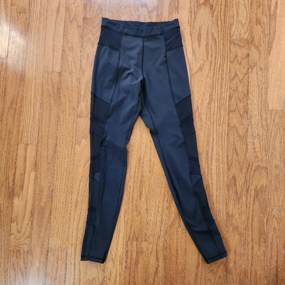 Lululemon Just Breathe Black High Waist Mesh Leggings - Picture 9 of 10